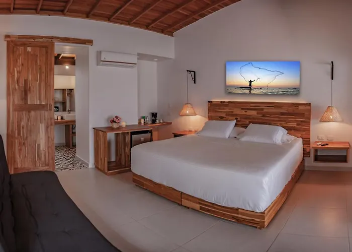Hotel Punta Faro